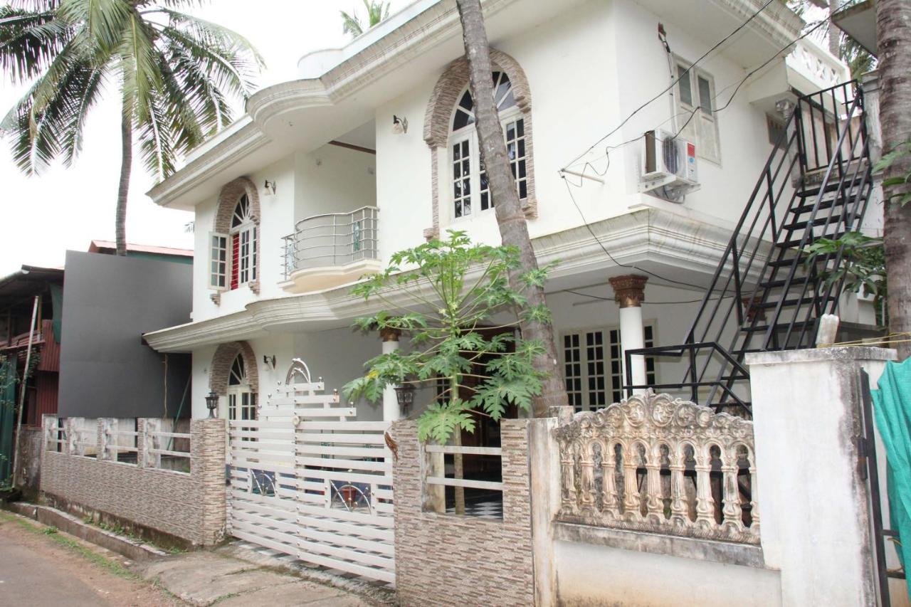 Jj'S White House Hotel Thrissur Exterior photo